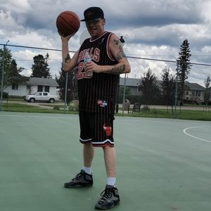 Meet your Posher, Dougie